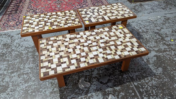 Lot 327 - COFFEE TABLES