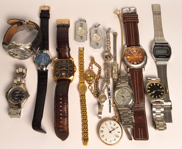 Lot 1043 - WRIST WATCHES