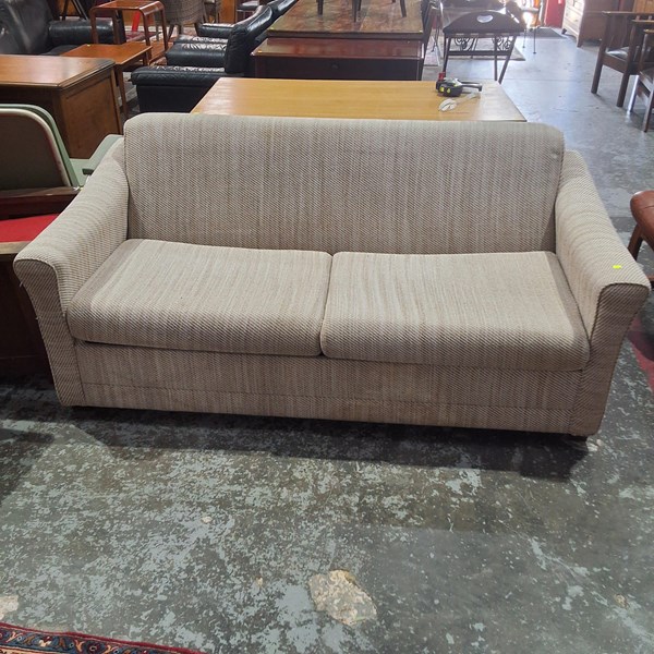 Lot 285 - SOFA BED