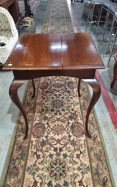 Lot 99 - GRAMOPHONE TABLE