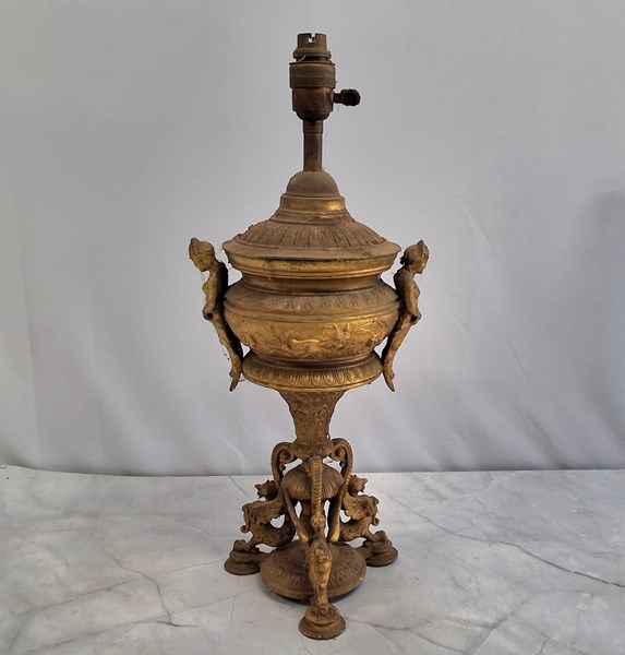 Lot 1197 - TABLE LAMP