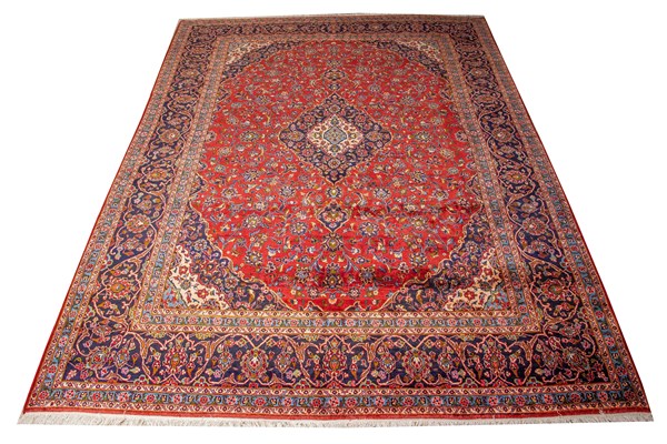 Lot 70 - KASHAN RUG