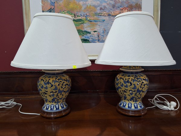 Lot 122 - LAMPS