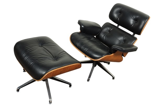 Lot 154 - EAMES STYLE LOUNGE CHAIR & FOOTSTOOL