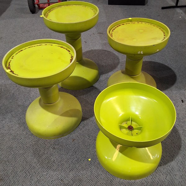 Lot 278 - STOOLS