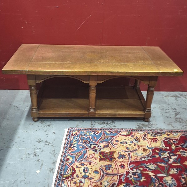 Lot 97 - COFFEE TABLE