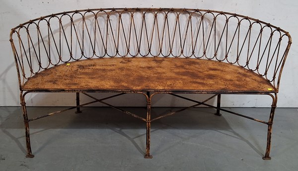 Lot 5 - BENCH