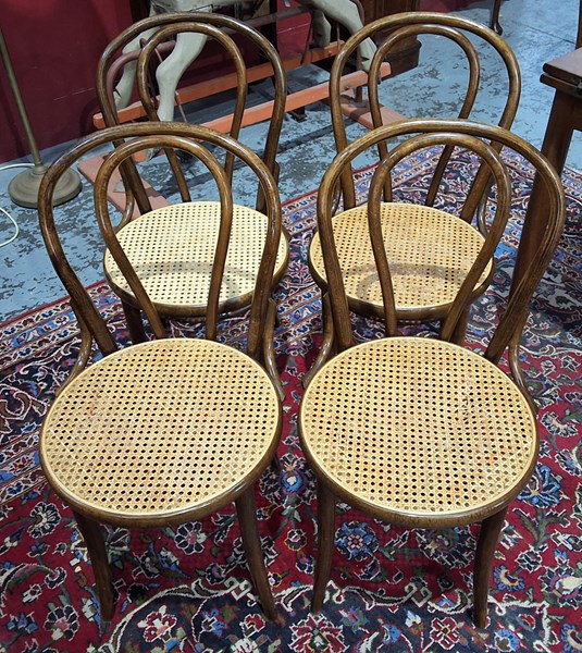 Lot 79 - DINING CHAIRS