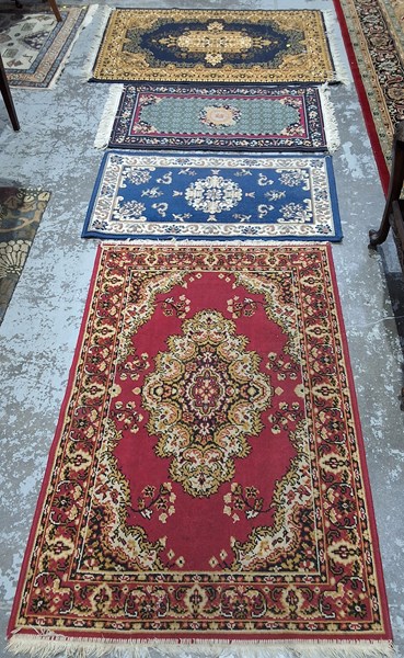 Lot 89 - LOT OF RUGS