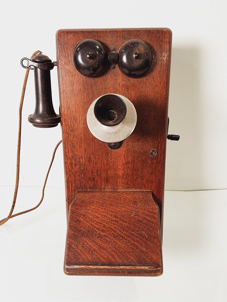 Lot 1365 - WALL PHONE