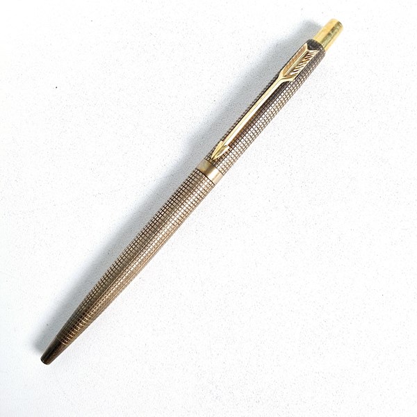 Lot 1057 - PARKER PEN