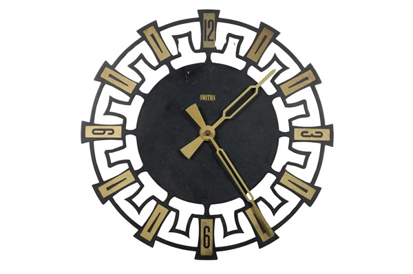 Lot 213 - WALL CLOCK