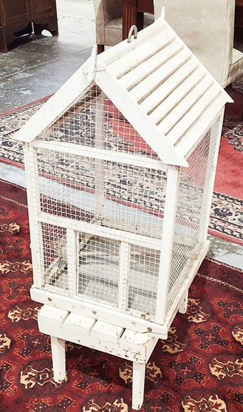 Lot 367 - BIRDCAGE