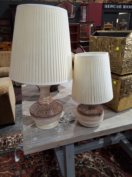 Lot 177 - TABLE LAMPS