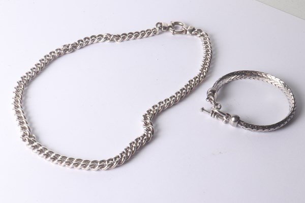 Lot 1034 - SILVER JEWELLERY