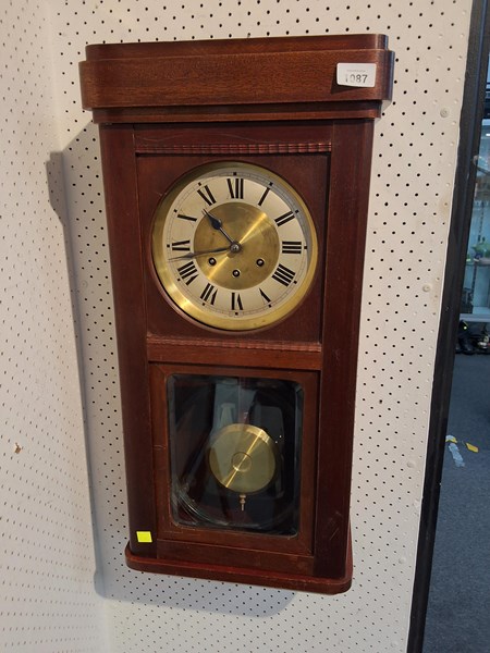 Lot 1087 - WALL CLOCK