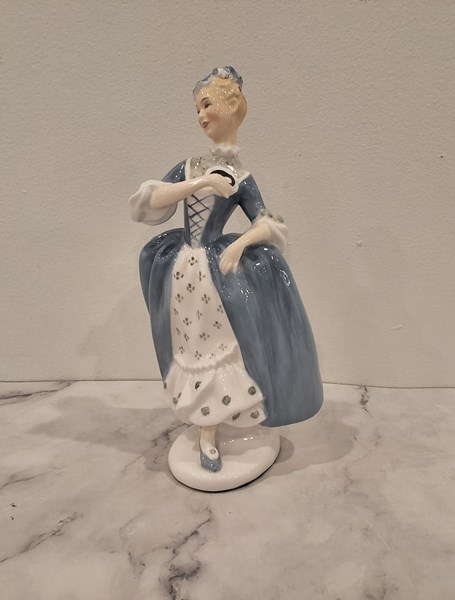 Lot 1158 - ROYAL DOULTON