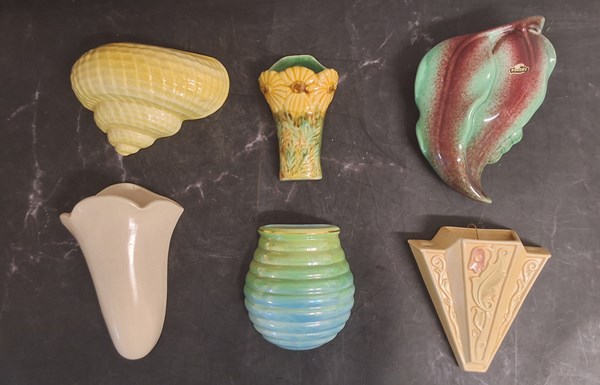 Lot 1351 - WALL POCKETS