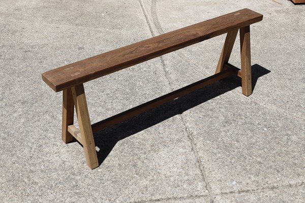 Lot 253 - BENCH