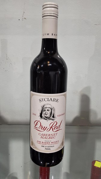 Lot 52 - JIM BARRY ST CLARE DRY RED