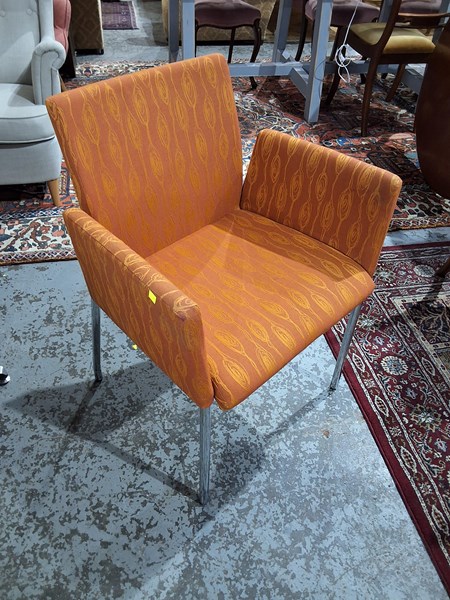 Lot 142 - CHAIR