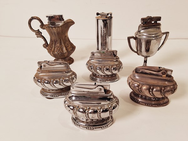 Lot 1206 - TABLE LIGHTERS