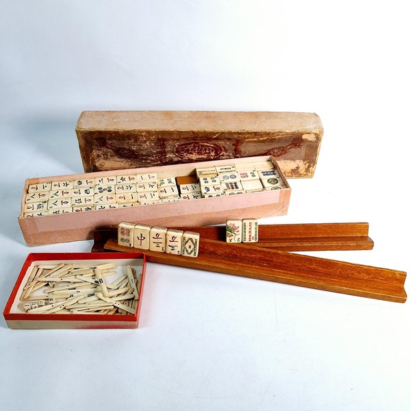 Lot 1328 - MAHJONG