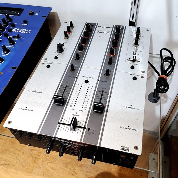Lot 1393 - PIONEER MIXER