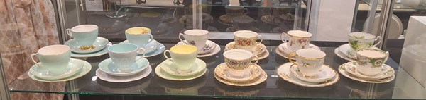 Lot 1349 - TRIO SETS