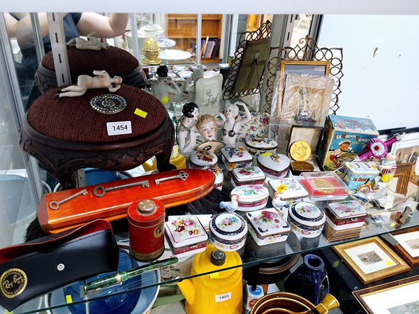 Lot 1454 - COLLECTABLES