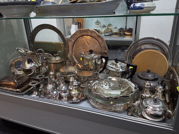 Lot 1471 - METALWARES