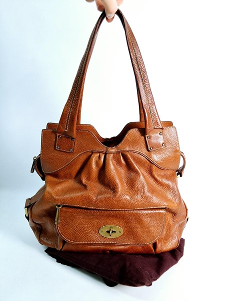 Lot 1430 - MULBERRY HANDBAG