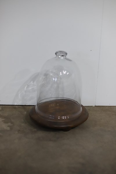Lot 1450 - CLOCHE