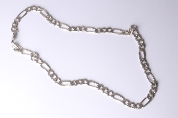 Lot 1021 - SILVER NECKLACE