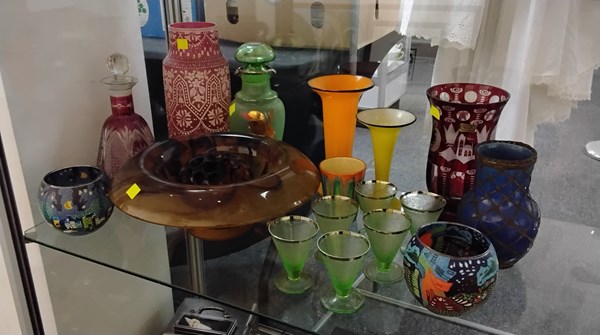 Lot 1118 - GLASSWARE