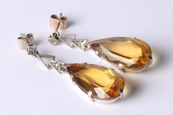 Lot 1004 - ART DECO EARRINGS