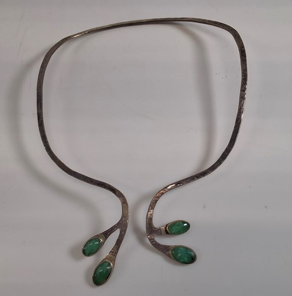 Lot 1027 - NECKLACE