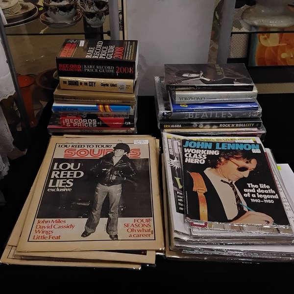 Lot 1143 - BOOKS & MAGAZINES