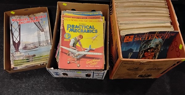 Lot 1280 - VINTAGE MAGAZINES