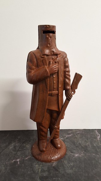Lot 1150 - STATUE