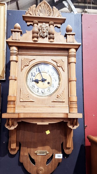Lot 188 - CLOCK