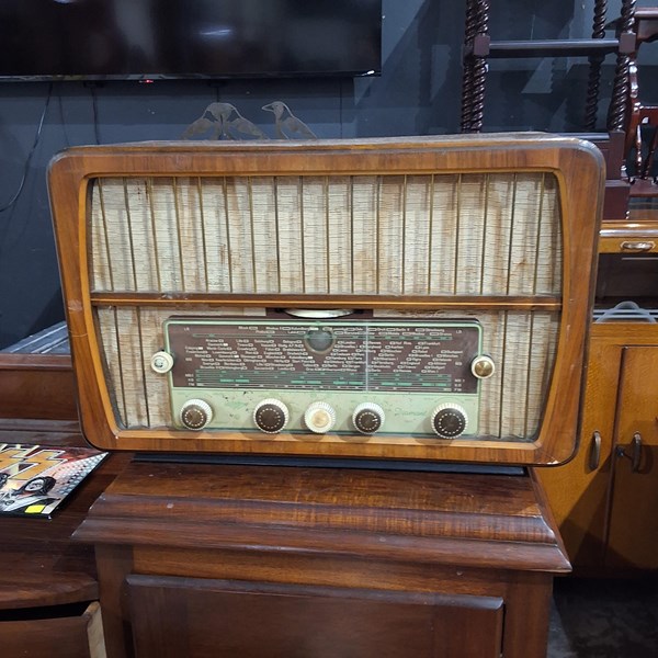 Lot 336 - RADIO
