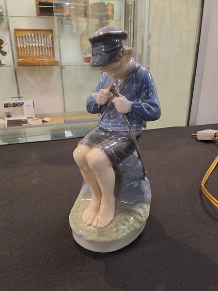Lot 1115 - BOY FIGURE