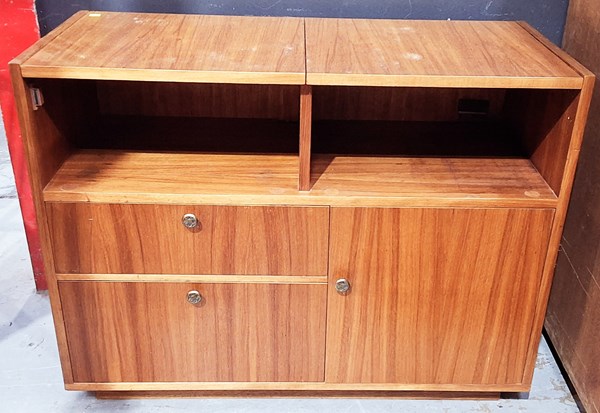 Lot 2 - RECORD CABINET
