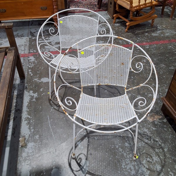 Lot 289 - GARDEN CHAIRS