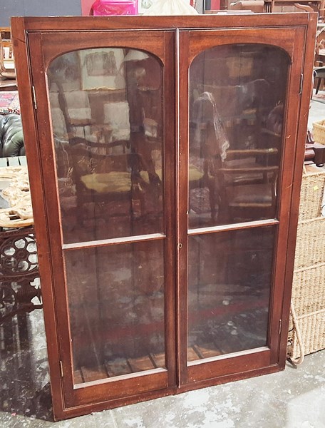 Lot 258 - GUN CABINET