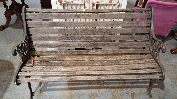 Lot 435 - GARDEN BENCH
