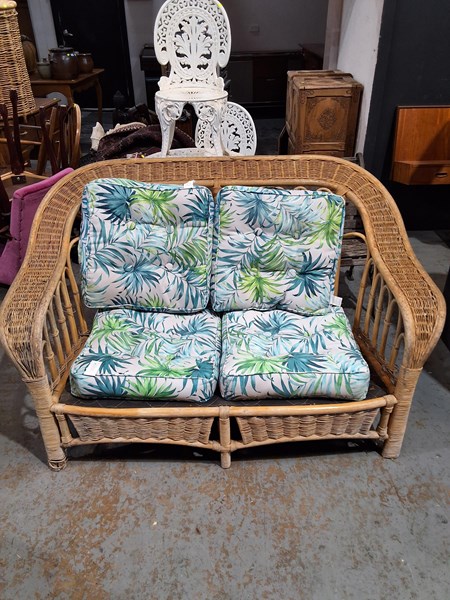 Lot 456 - SUNLOUNGE
