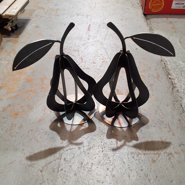 Lot 65 - GARDEN ORNAMENTS