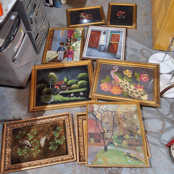 Lot 318 - ART